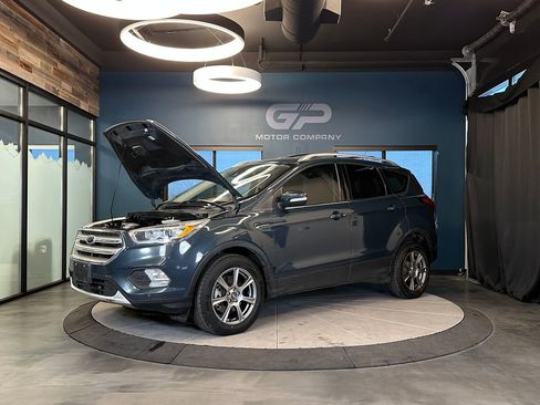 Used 2019 Ford Escape Titanium image 25