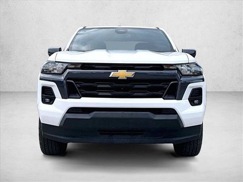Used 2024 Chevrolet Colorado LT w/ LT Convenience Package II RWD image 3