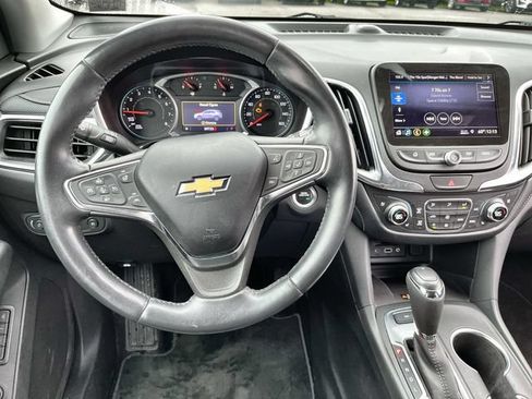Used 2021 Chevrolet Equinox Premier AWD/4WD image 14