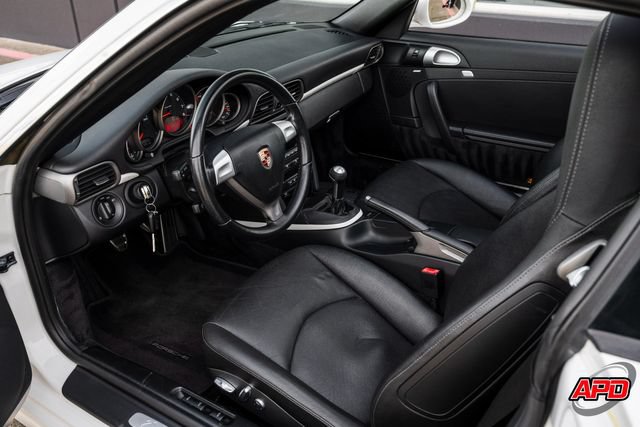Used 2009 Porsche 911 Targa 4 AWD/4WD image 2