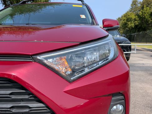 Used 2019 Toyota RAV4 XLE w/ All Weather Liner Package AWD/4WD image 3