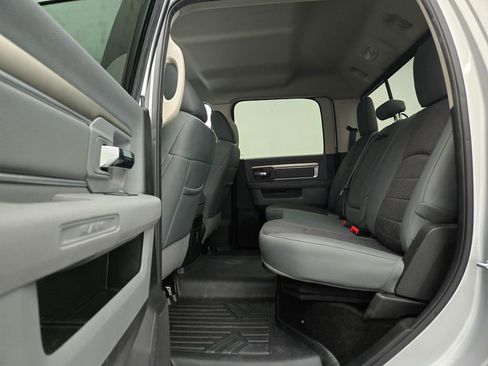 Used 2017 RAM 1500 Big Horn image 31