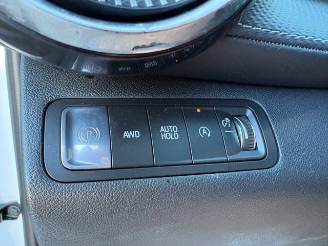 Used 2026 Chevrolet Equinox LT AWD/4WD image 23