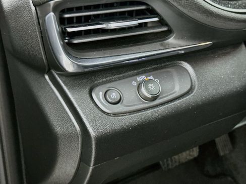 Used 2026 Buick Envista Preferred FWD image 16