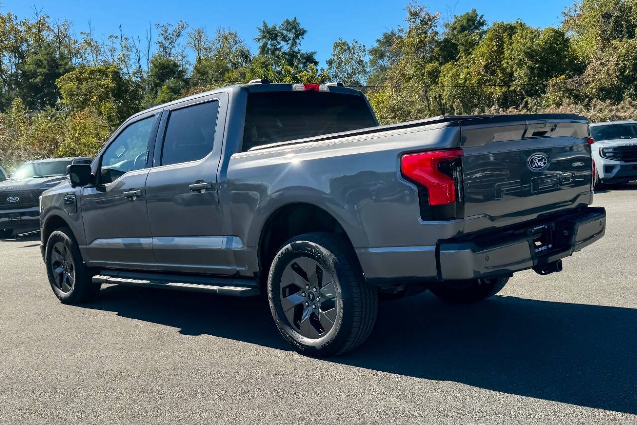 Used 2024 Ford F150 Lightning Flash AWD/4WD image 5