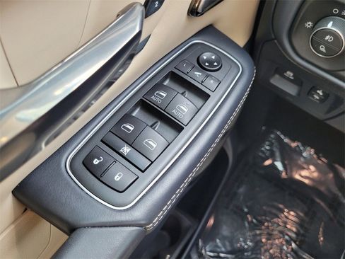 Used 2021 RAM 1500 Limited image 30