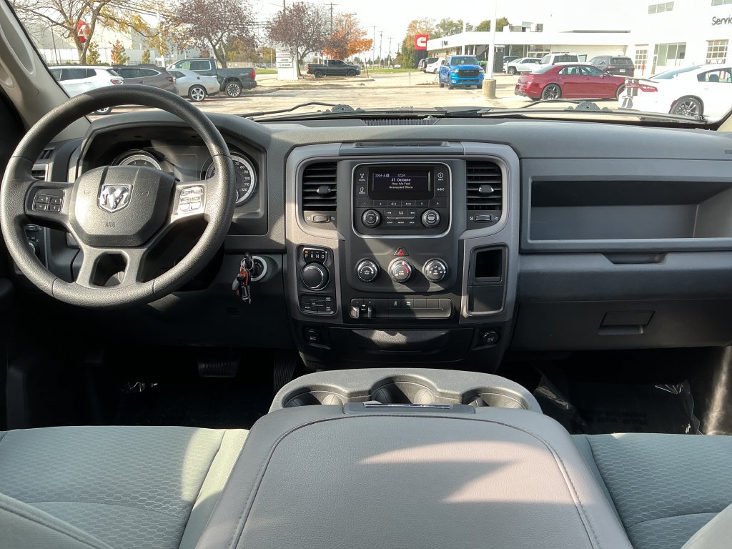Used 2014 RAM 1500 Express AWD/4WD image 13
