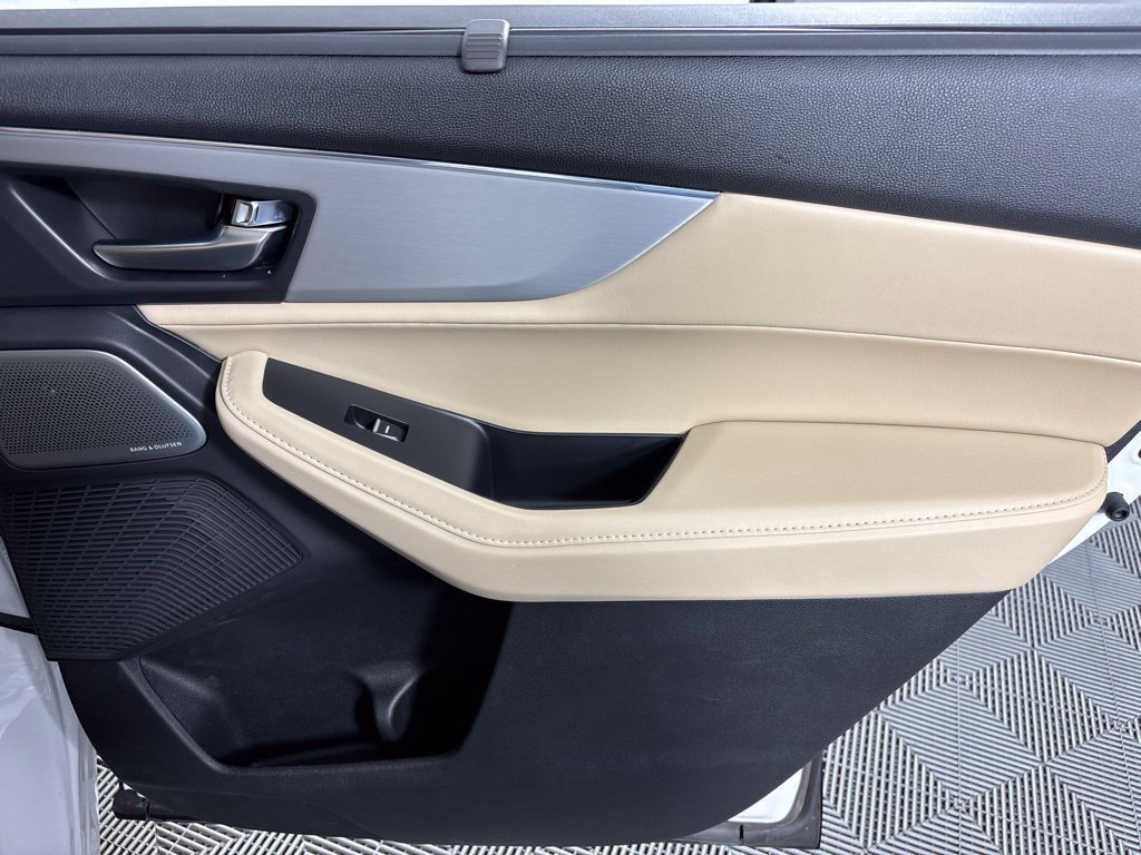 Certified 2026 Acura MDX w/ Technology Package FWD image 21