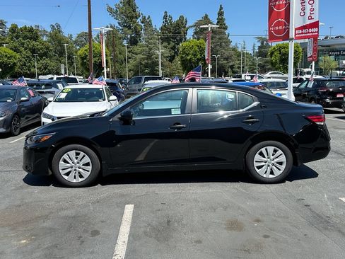 Used 2025 Nissan Sentra S FWD image 3