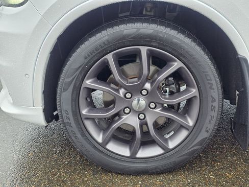 Used 2018 Dodge Durango R/T w/ Technology Group AWD/4WD image 9