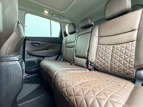 Used 2019 Nissan Murano Platinum FWD image 16