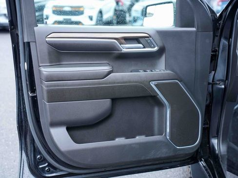 Used 2023 Chevrolet Silverado 1500 LT w/ Z71 Off-Road Package image 14