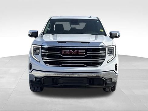 Used 2025 GMC Sierra 1500 SLT image 8