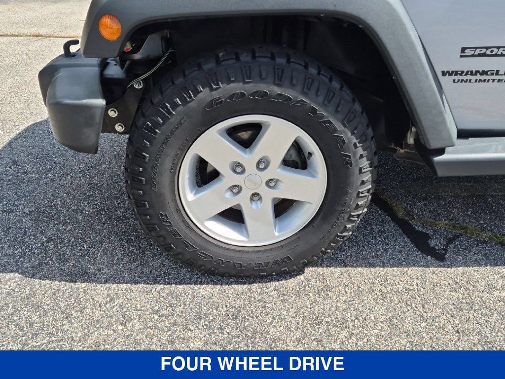 Used 2017 Jeep Wrangler Unlimited Sport w/ Quick Order Package 24S AWD/4WD image 9