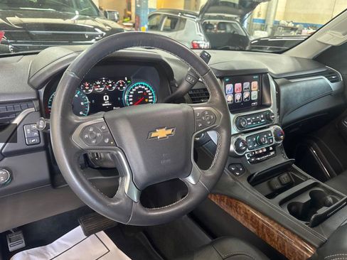 Used 2017 Chevrolet Tahoe Premier AWD/4WD image 8