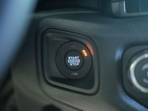 New 2026 Jeep Gladiator Sport AWD/4WD image 28