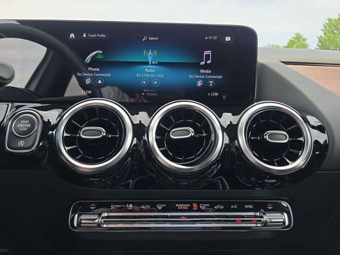 Certified 2023 Mercedes-Benz GLA 250 image 24