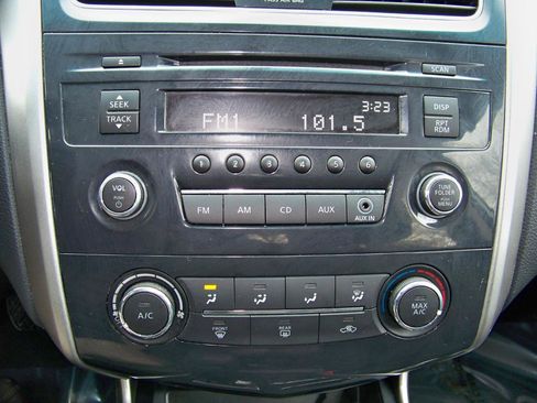 Used 2015 Nissan Altima 2.5 S w/ Power Driver Seat Package FWD image 23