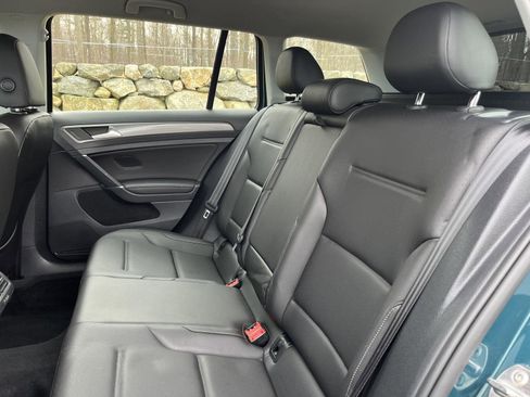 Used 2019 Volkswagen Golf Alltrack S AWD/4WD image 36