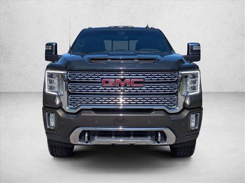 Used 2022 GMC Sierra 3500 Denali w/ Denali Ultimate Package AWD/4WD image 2