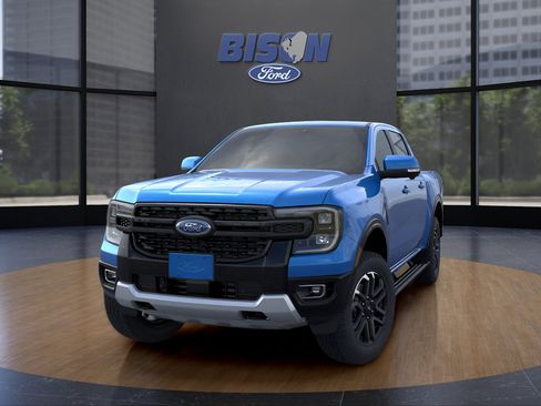 Used 2024 Ford Ranger Lariat w/ FX4 Off-Road Package image 7