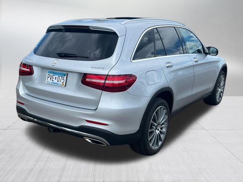 Used 2018 Mercedes-Benz GLC 300 4MATIC image 5