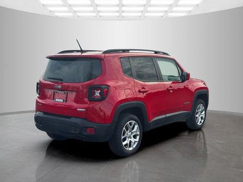 Used 2016 Jeep Renegade Latitude w/ Cold Weather Group image 7
