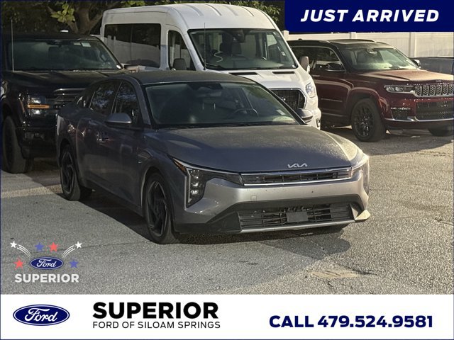 Used 2025 Kia K4 EX FWD image 1