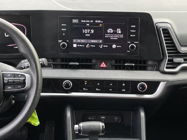 Used 2023 Kia Sportage LX FWD image 15