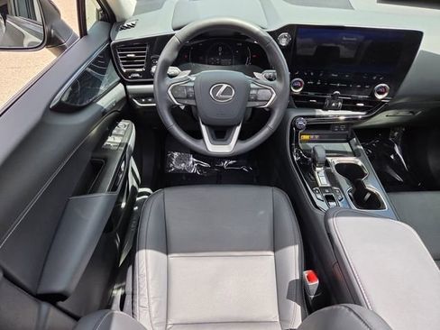 Used 2025 Lexus NX 350 AWD w/ Accessory Package (2T) image 4