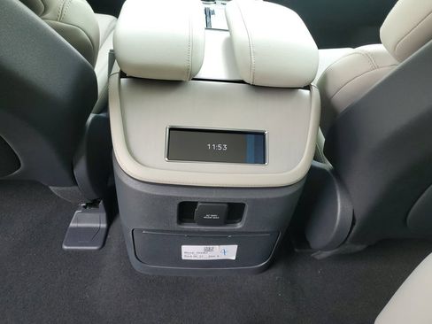 New 2026 Lincoln Navigator Premiere AWD/4WD image 14