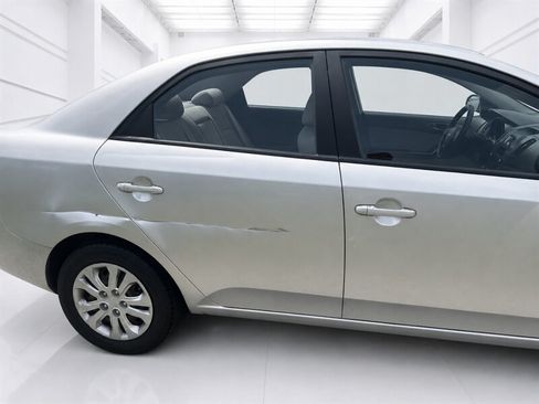 Used 2010 Kia Forte EX FWD image 24