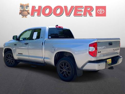 Used 2021 Toyota Tundra SR5 AWD/4WD image 9