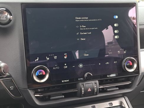 Used 2025 Lexus GX 550 AWD/4WD image 27