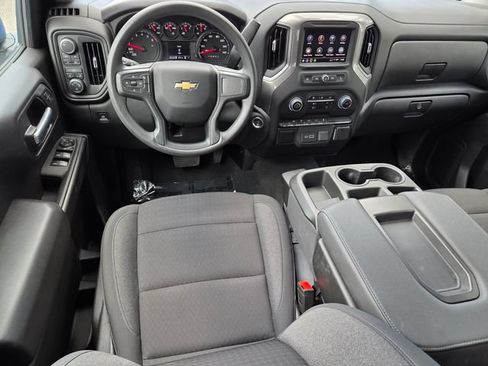 Used 2025 Chevrolet Silverado 1500 Custom w/ Turbomax Blackout Package AWD/4WD image 9