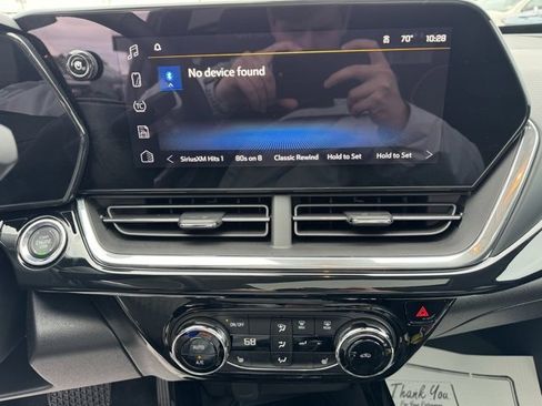 Certified 2024 Chevrolet Trax ACTIV w/ Sunroof Package image 14