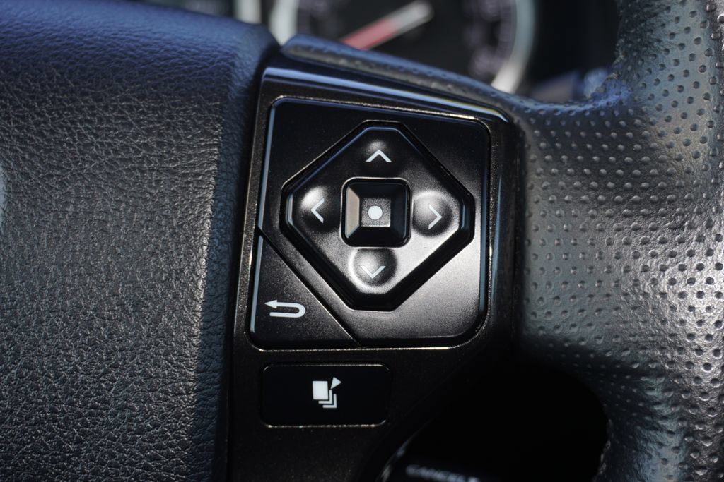 Used 2023 Toyota 4Runner TRD Off-Road Premium w/ Off Road Premium Plus Package AWD/4WD image 32