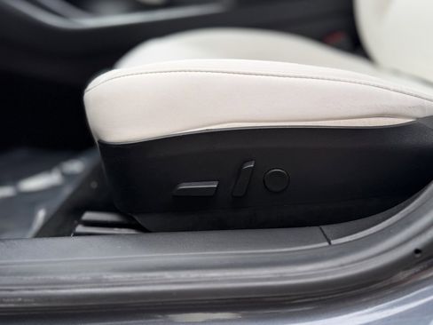 Used 2020 Tesla Model 3 Long Range image 27