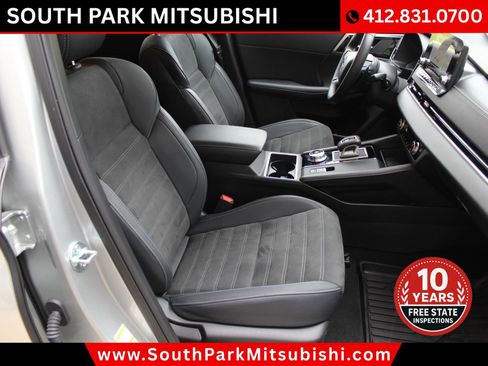 Used 2024 Mitsubishi Outlander Ralliart AWD/4WD image 14