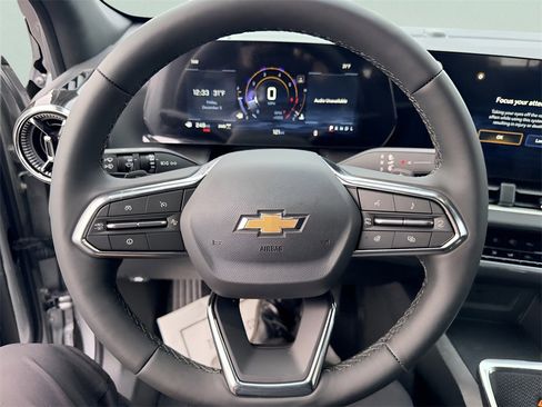 New 2026 Chevrolet Equinox LT w/ Convenience Package II image 15