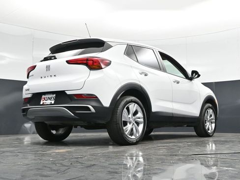 Used 2025 Buick Encore GX Preferred AWD/4WD image 44
