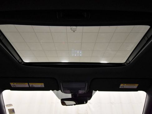 Used 2023 Honda Passport EX-L image 16