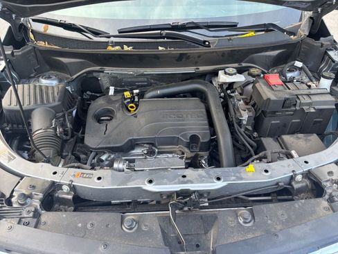 Used 2025 Chevrolet Equinox LT image 30