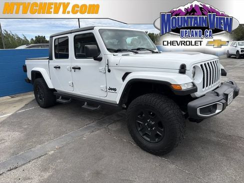 Used 2023 Jeep Gladiator Sport AWD/4WD image 1