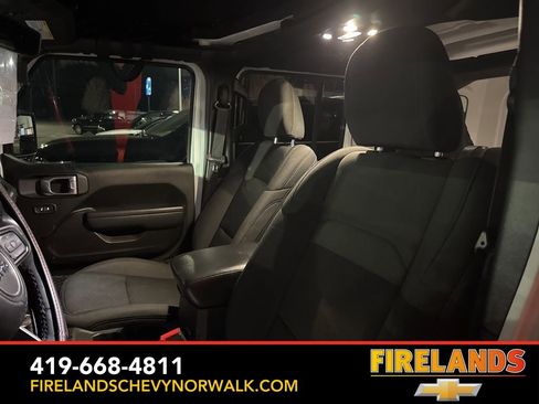 Used 2022 Jeep Wrangler Unlimited Sport image 8