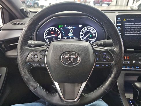 Used 2022 Toyota Avalon Touring w/ Advanced Safety Package image 15