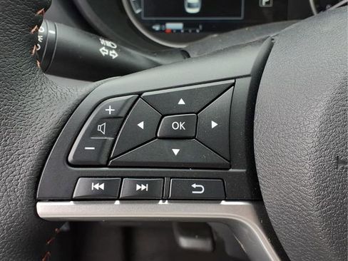 Certified 2025 Nissan Versa SR w/ Trunk Package FWD image 20