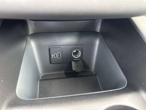 New 2026 Ford Explorer Active w/ Active Comfort Package image 29