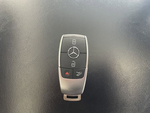 Used 2025 Mercedes-Benz GLA 250 image 23