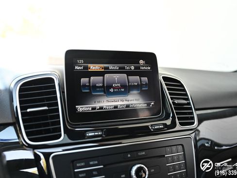 Used 2018 Mercedes-Benz GLE 350 4MATIC image 21